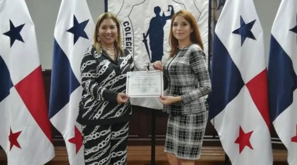 Odila Castillo analiza los desafíos del éxito profesional femenino